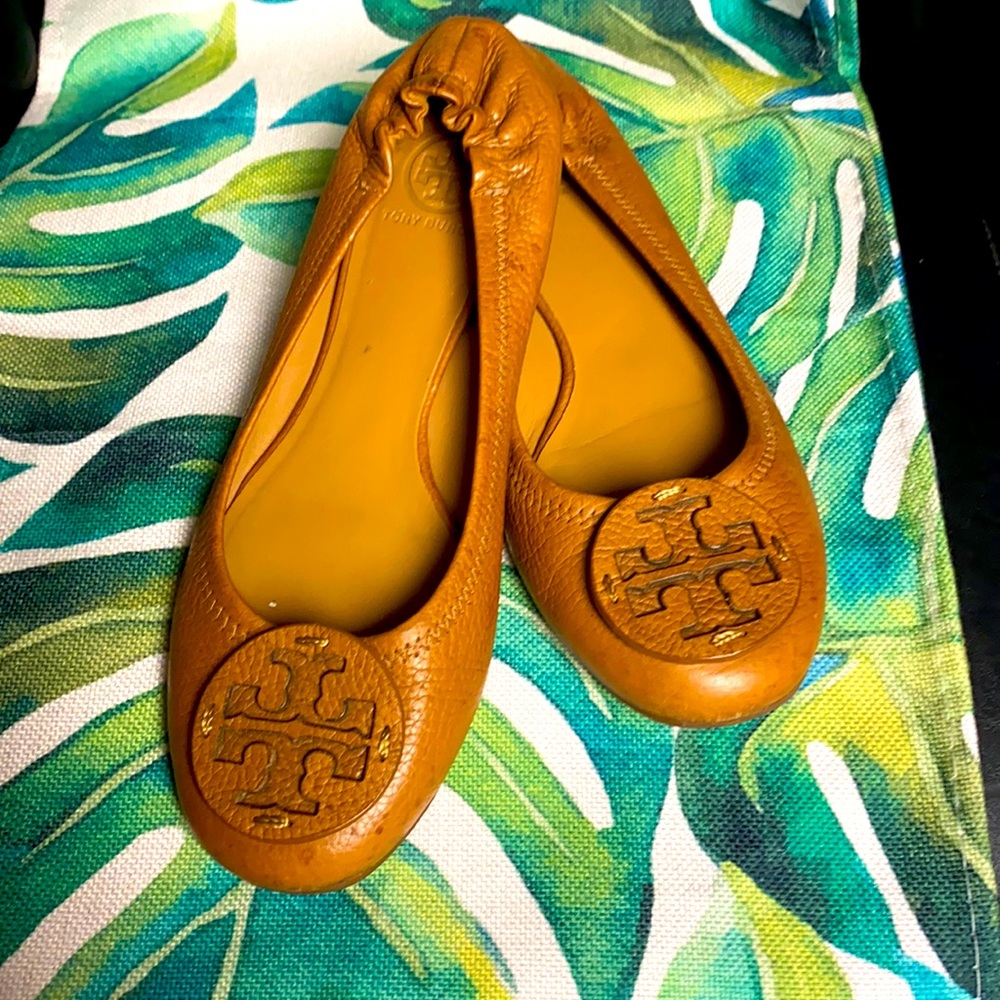 Tory Burch flats